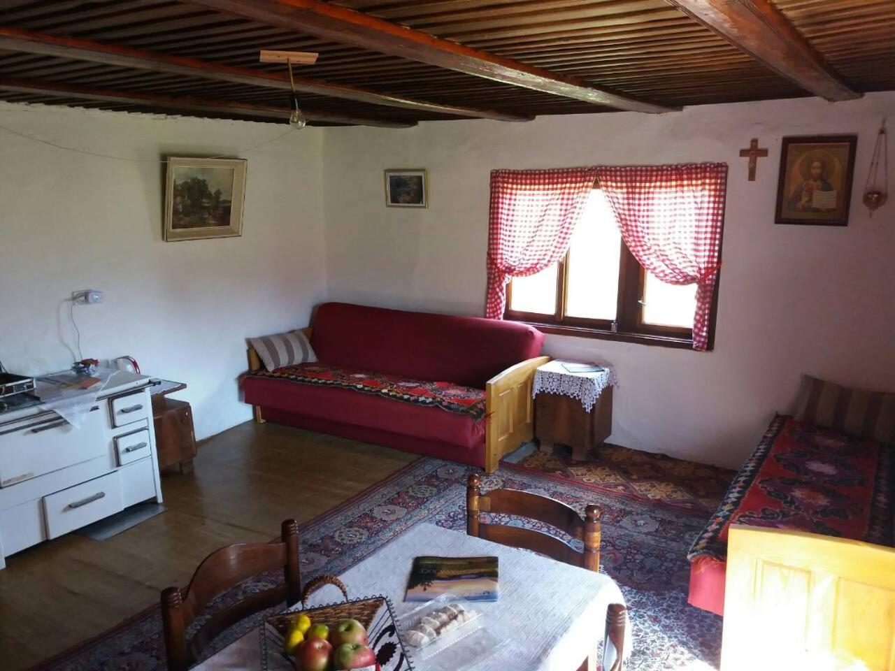 טיינטישטה Etno Guest House Lalovic מראה חיצוני תמונה